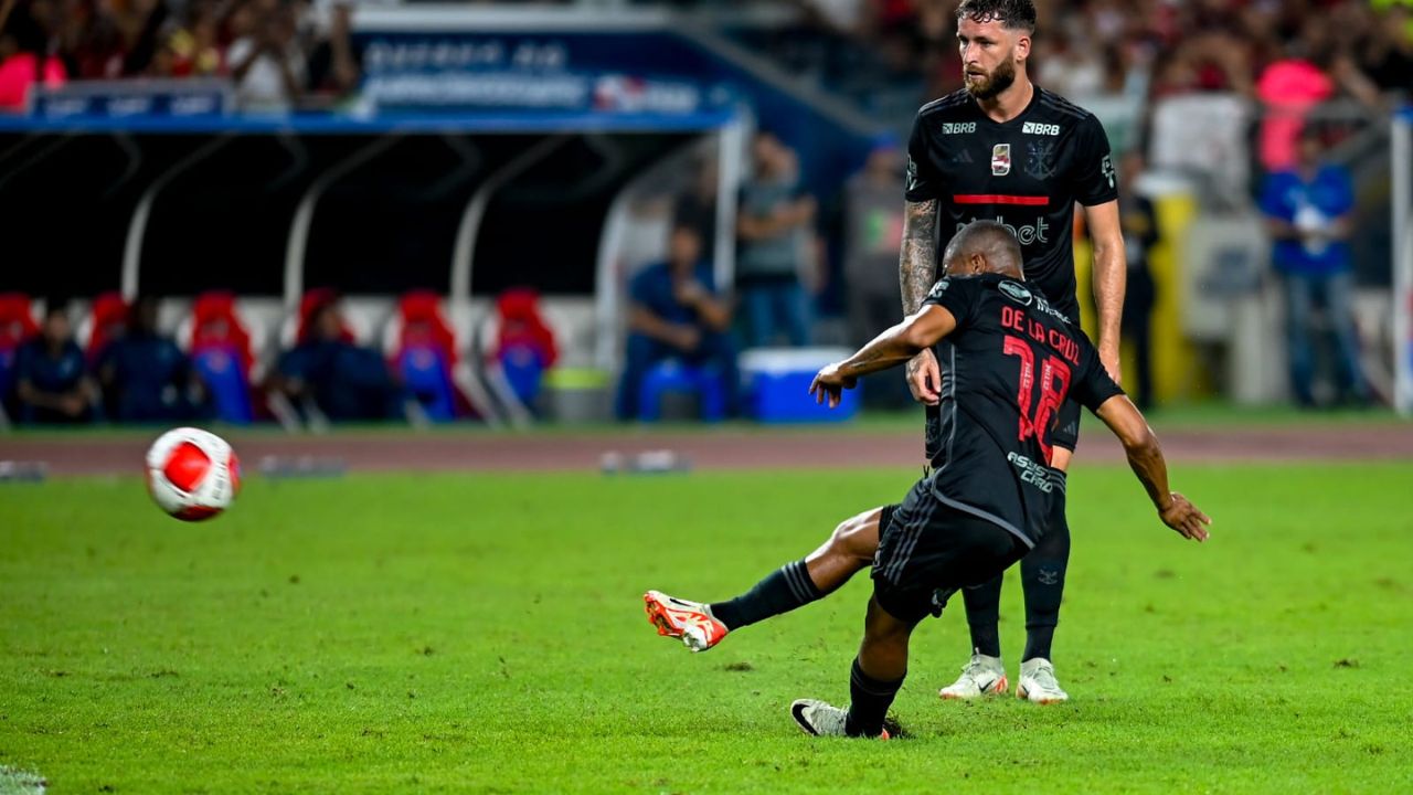 MANGUEIRÃO RECEBE O FLAMENGO APÓS 11 ANOS EM UMA LINDA FESTA - CONFIRA